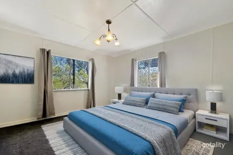Property photo of 46 Briggs Road Raceview QLD 4305