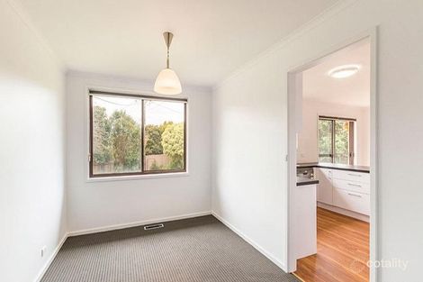 Property photo of 3 Kirkton Street Wanniassa ACT 2903