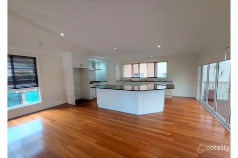 Property photo of 5 Camden Close Point Clare NSW 2250