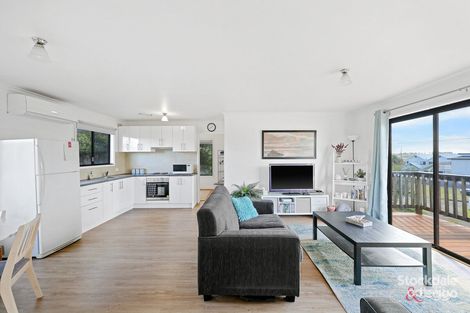 Property photo of 5 Surf Crescent Surf Beach VIC 3922
