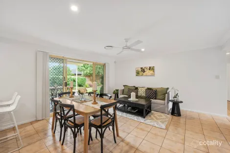 Property photo of 3 Berrington Close Forest Lake QLD 4078