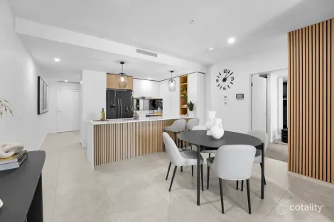 Property photo of 1402/28-30 Second Avenue Broadbeach QLD 4218