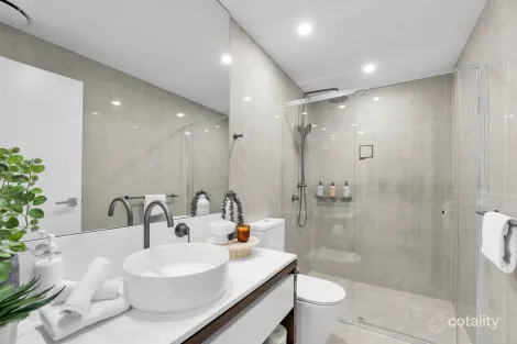 Property photo of 1402/28-30 Second Avenue Broadbeach QLD 4218
