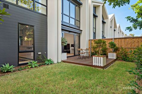 Property photo of 61 Chambers Circuit Warriewood NSW 2102
