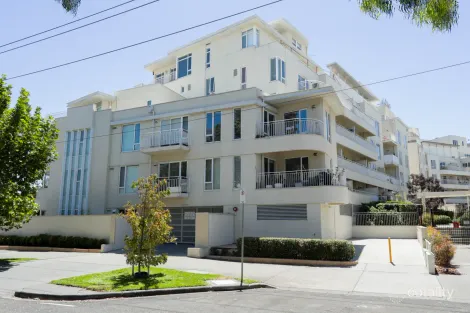 30/8 Graham St, Port Melbourne, VIC 3207