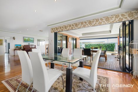 Property photo of 21 Swallowtail Avenue Success WA 6164