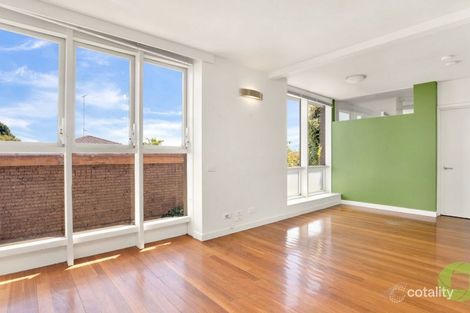 Property photo of 9/2 Goathlands Street St Kilda East VIC 3183
