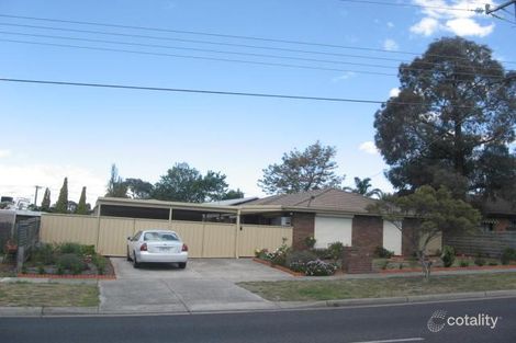 18 Greenwood Dr, Carrum Downs, VIC 3201