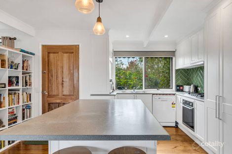 Property photo of 13 Keily Road Gisborne VIC 3437