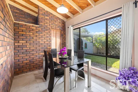 Property photo of 36 Emblem Street Jamboree Heights QLD 4074