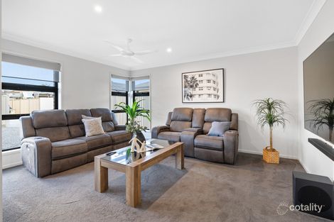 Property photo of 48 Bailey Road Birkdale QLD 4159