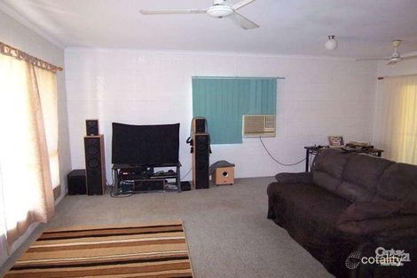 Property photo of 28 Doncaster Way Mount Louisa QLD 4814