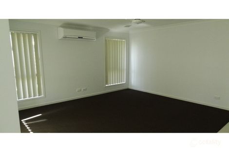 Property photo of 7 Elgans Parade Rural View QLD 4740