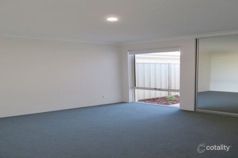 Property photo of 50 Grandite Fairway Australind WA 6233
