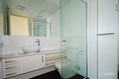 Property photo of 111/1 Mackie Road Bentleigh East VIC 3165