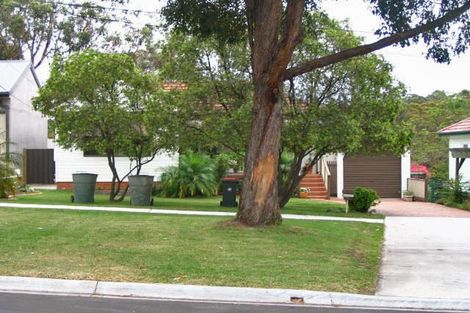 33 Acacia Rd, Kirrawee, NSW 2232