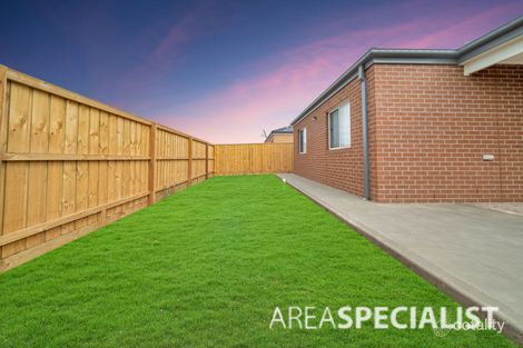 Property photo of 3 Ruthven Way Mambourin VIC 3024