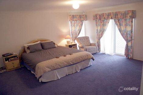 Property photo of 25 Honeysuckle Way Calamvale QLD 4116