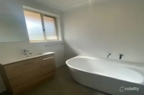 Property photo of 2/40 Ash Tree Drive Armidale NSW 2350