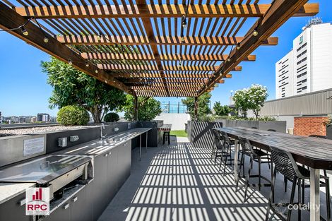 Property photo of 403/36 Anglesey Street Kangaroo Point QLD 4169