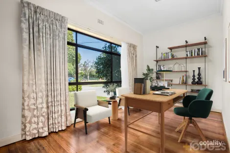 Property photo of 19 Collins Street Mentone VIC 3194