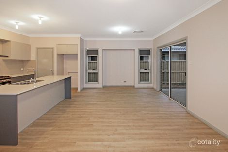 Property photo of 15 Lawrenson Parade Thornton NSW 2322