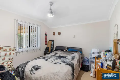 Property photo of 14 Ravenscroft Way Kelmscott WA 6111