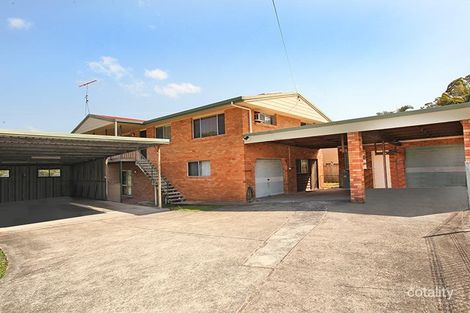 22 Spring Myrtle Ave, Nambour, QLD 4560