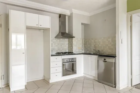 Property photo of 1/40 Bell Street Kangaroo Point QLD 4169