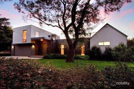 10 Maryrose St, Blairgowrie, VIC 3942