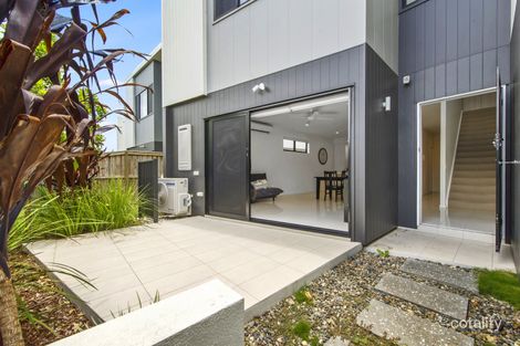 Property photo of 36 Promenade Circuit Hope Island QLD 4212