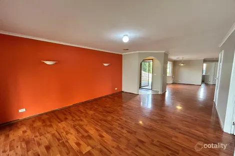 Property photo of 4 Bates Street Cranbourne West VIC 3977