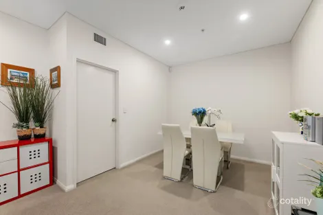 Property photo of 403/5 Village Place Kirrawee NSW 2232