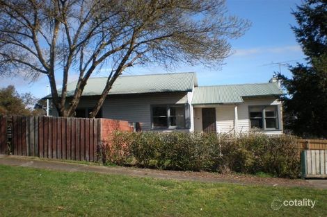 33 Scott Ave, Moe, VIC 3825