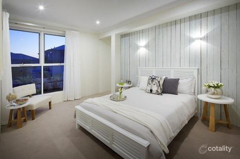 Property photo of 10 Midsummer Avenue Jindalee WA 6036