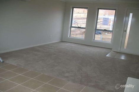 Property photo of 6/14 Janine Court Drouin VIC 3818