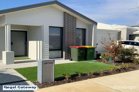 Property photo of 8 Greensand Promenade Treeby WA 6164
