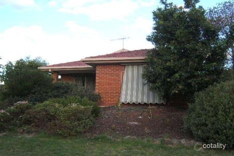 Property photo of 2 Tuskar Place Carrum Downs VIC 3201