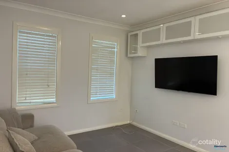 Property photo of 15 Isles Place Plumpton NSW 2761