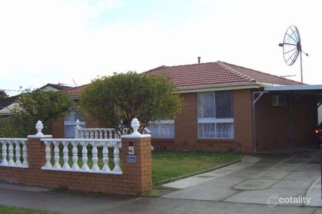 Property photo of 9 Cheviot Road Keysborough VIC 3173