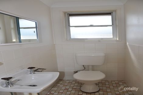 Property photo of 2/16 Brucedale Avenue Singleton NSW 2330