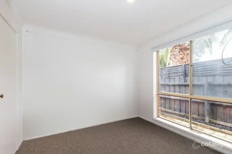 Property photo of 30 Orama Avenue Carrum Downs VIC 3201