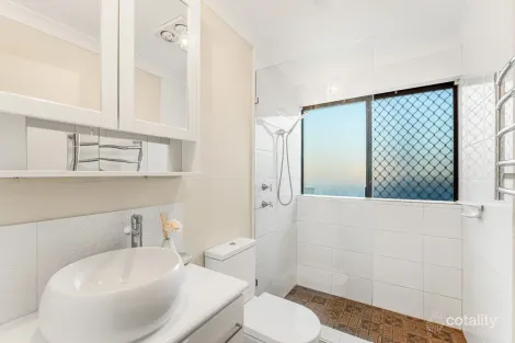 Property photo of 22 Dagmar Way Swan View WA 6056