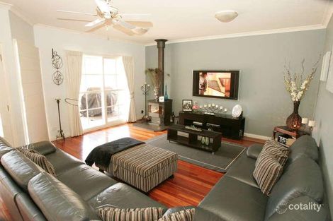 Property photo of 1 Correa Way Sunbury VIC 3429