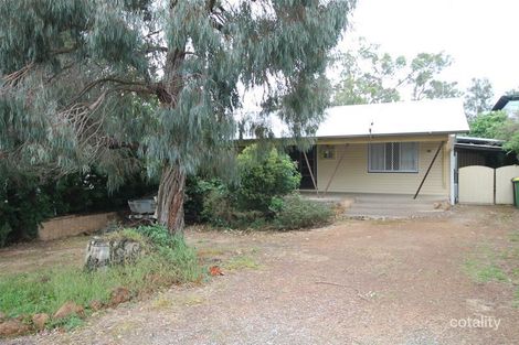 Property photo of 40 Snook Crescent Hilton WA 6163