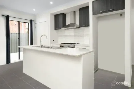 Property photo of 18 Nightfall Way Tarneit VIC 3029
