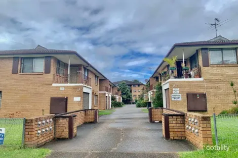 10/108 Wattle Ave, Carramar, NSW 2163
