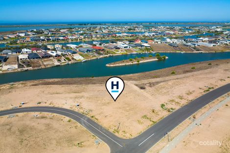 Property photo of 2 Tyro Parade Hindmarsh Island SA 5214