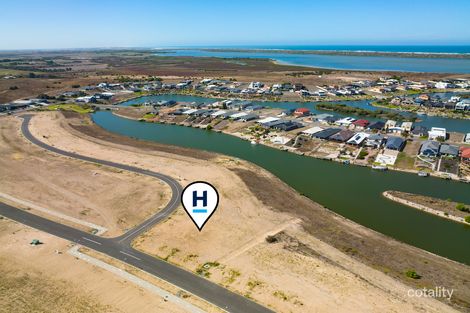 Property photo of 2 Tyro Parade Hindmarsh Island SA 5214