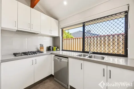 Property photo of 27 Terelinck Crescent Redcliffe WA 6104